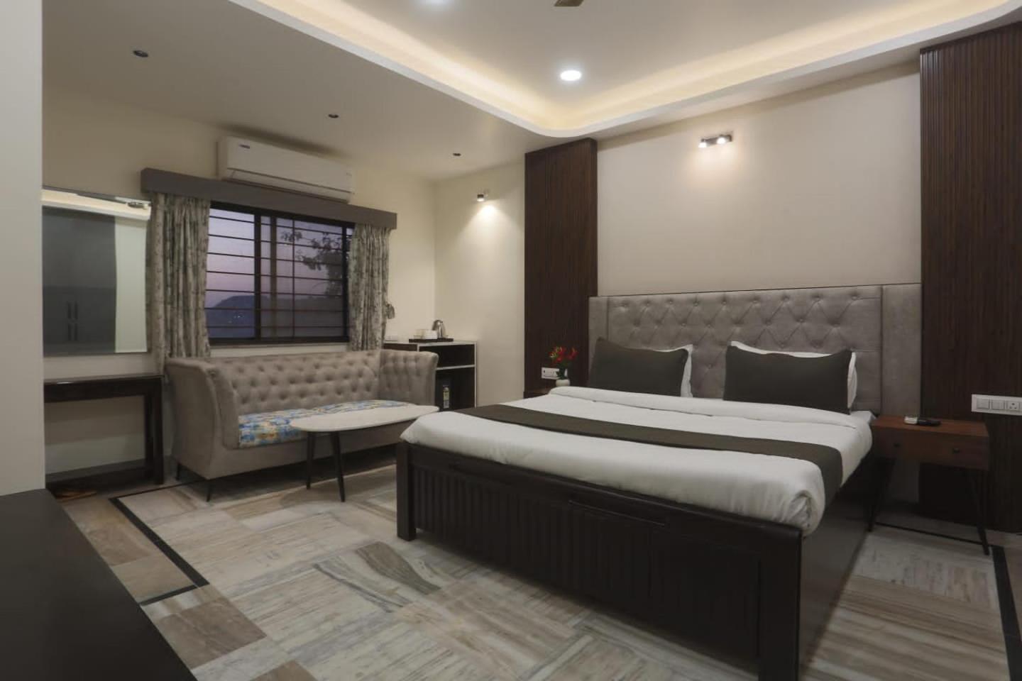 Holiday Out Hotel Джодхпур Экстерьер фото