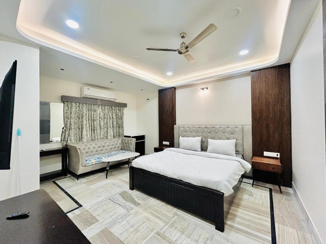 Holiday Out Hotel Джодхпур Экстерьер фото