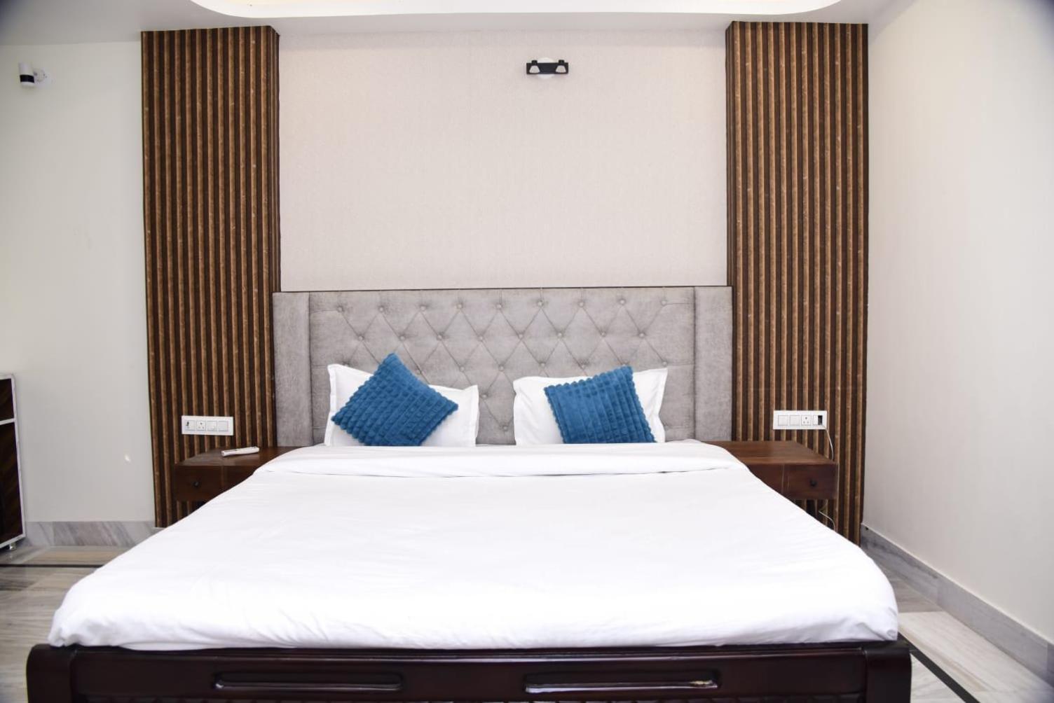 Holiday Out Hotel Джодхпур Экстерьер фото